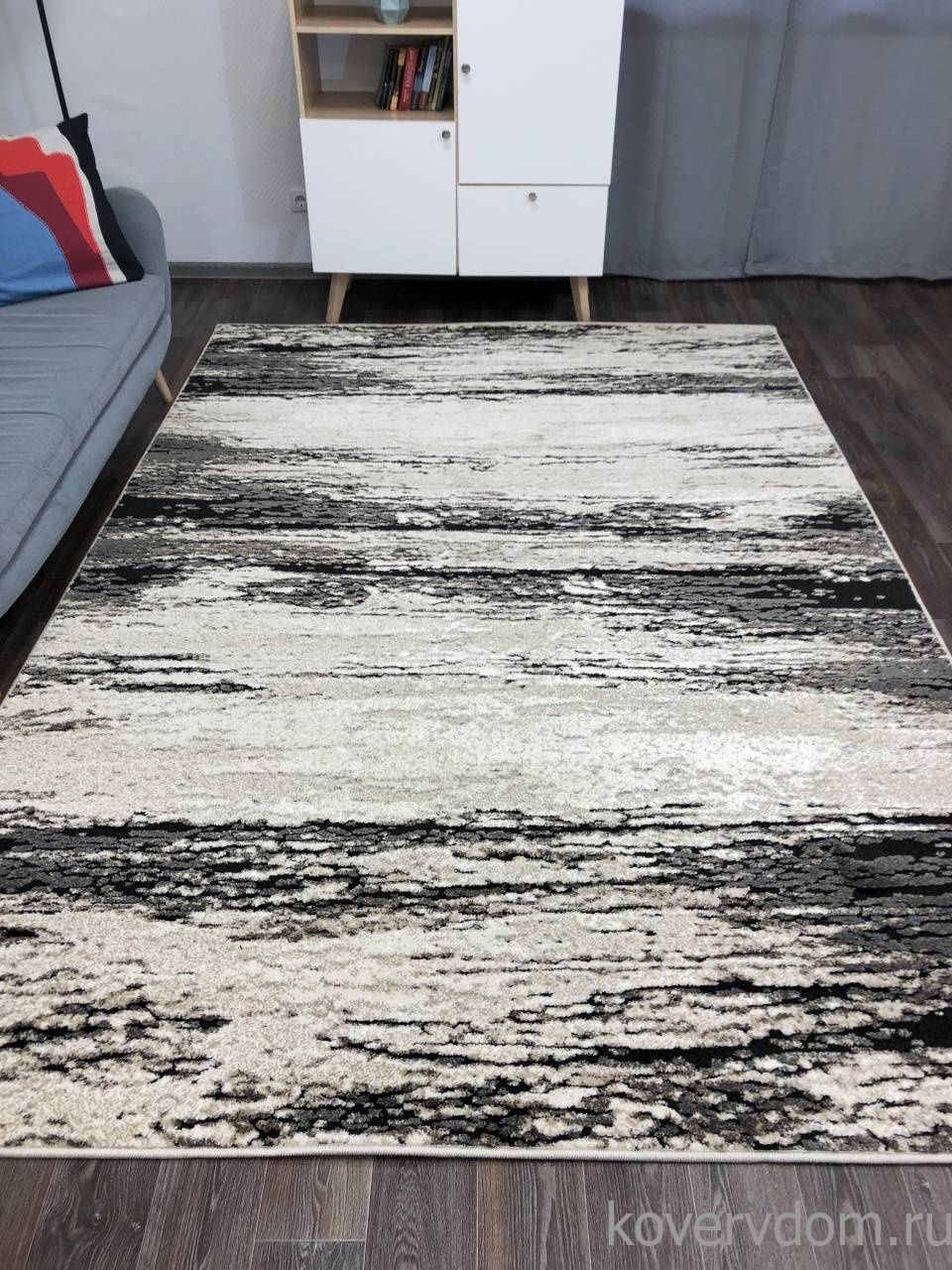 Ковер IBIZA 4088 BEIGE-BLACK Ковер IBIZA 4088 BEIGE-BLACK