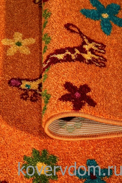 Ковер детский FUNKY-A GIRAFFE a apricot