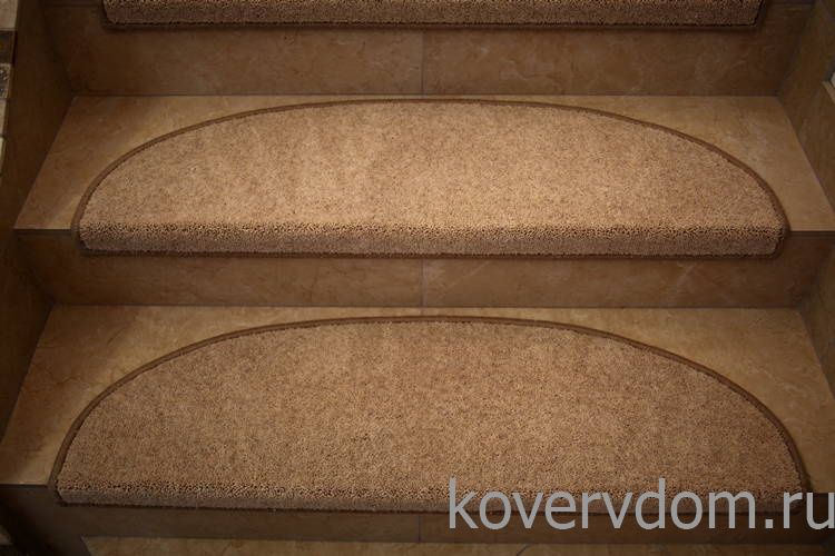 Ковровые ступеньки HIGHT-класс с укладкой на лестницу